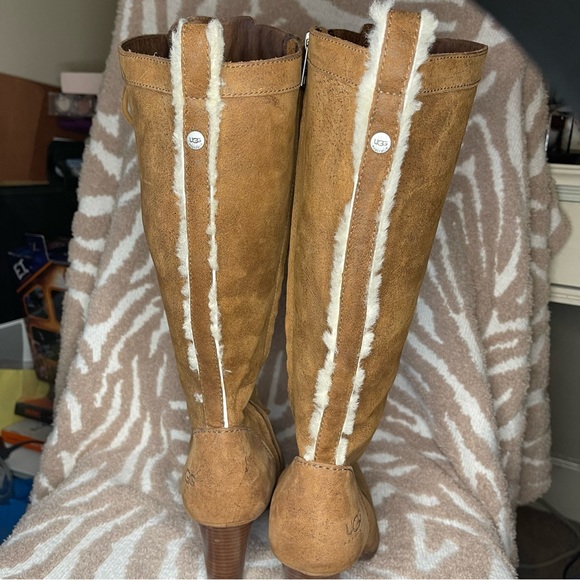 Ugg Camille tall lace up boot shearling size 9 - Picture 2 of 13